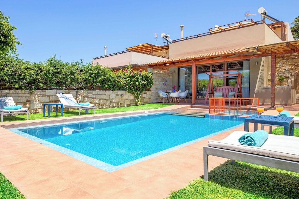 Villa (2 Bedrooms)