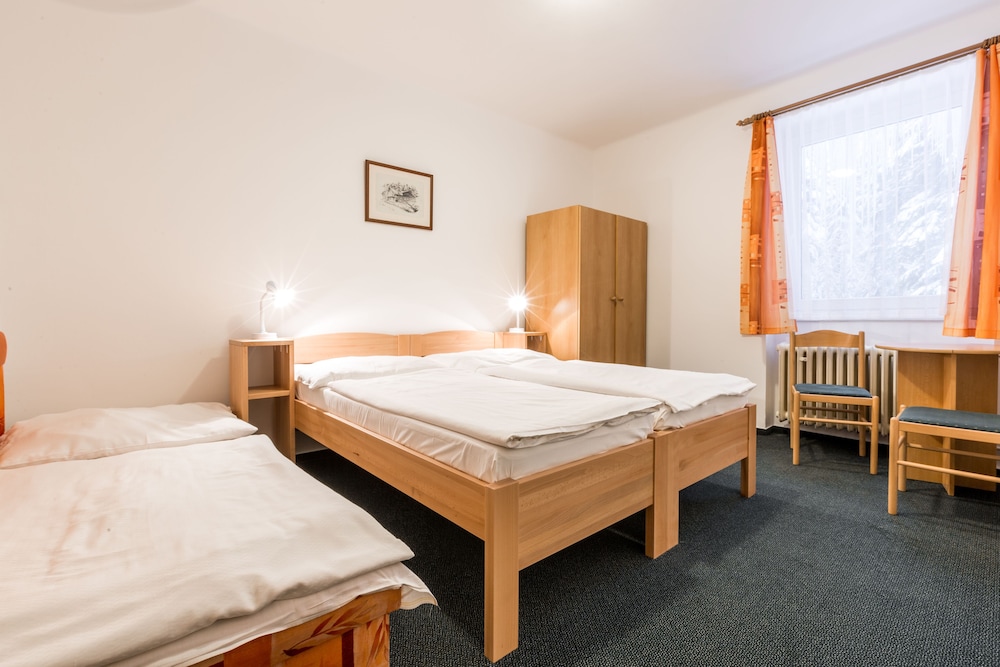 Family Apartment, 2 Bedrooms (R105)