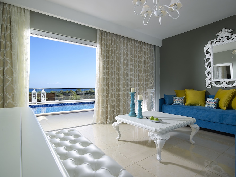 Deluxe Suite, Private Pool, Garden View