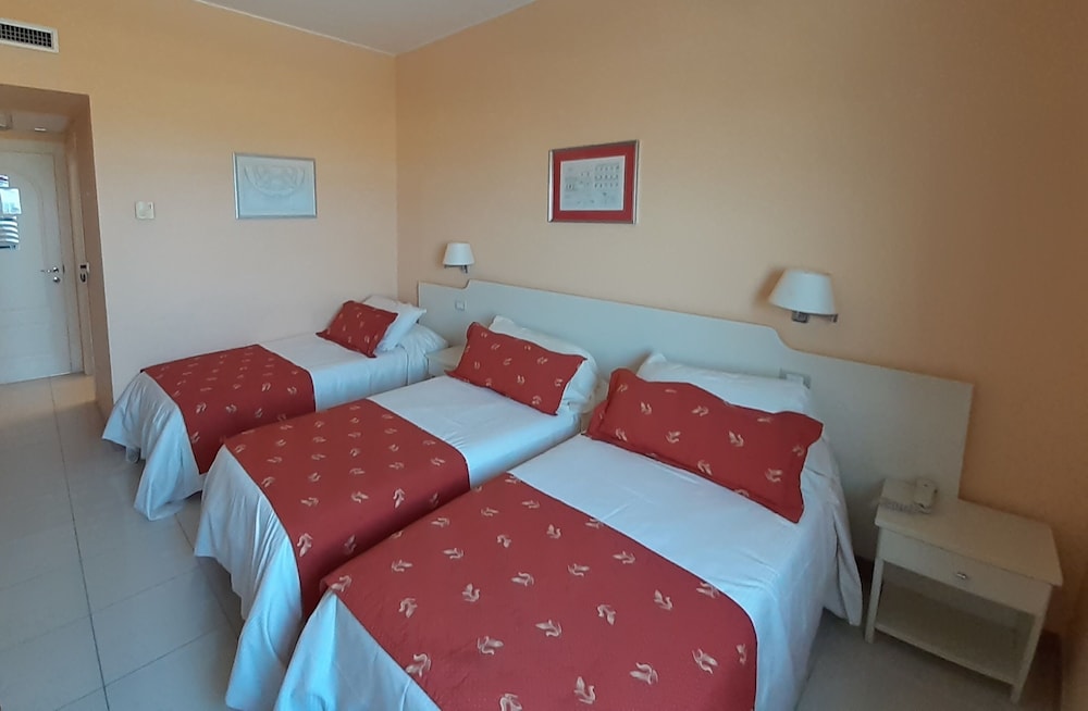 Triple Room - Photo 3