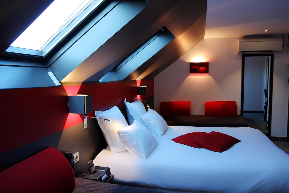 Family Room, Multiple Beds (Larger Room) photo 1