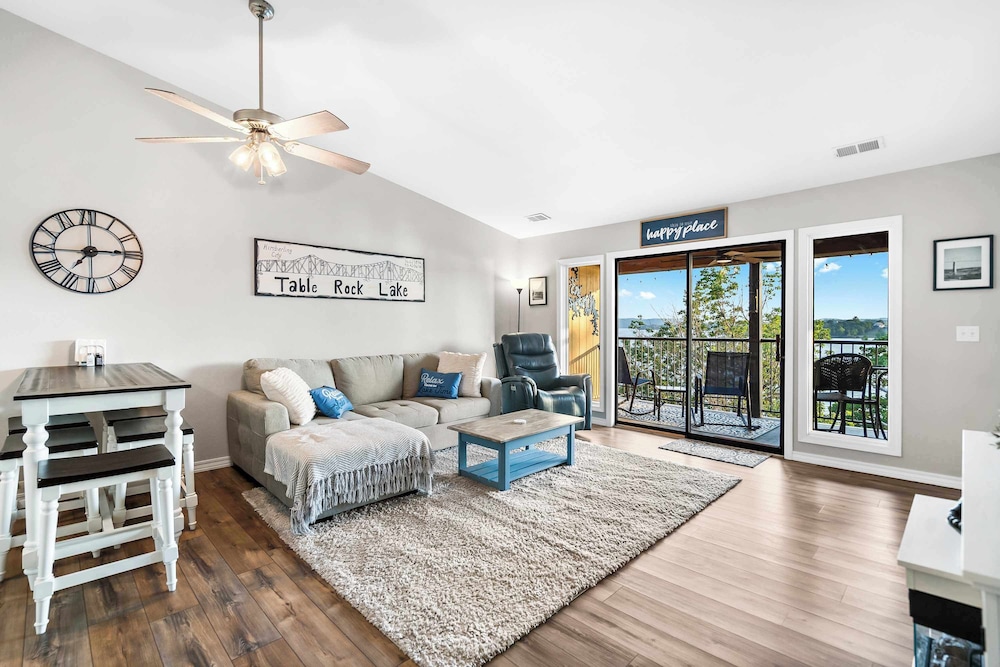 Condo, Multiple Beds, Balcony (Sunsational Views at Anchors Point)