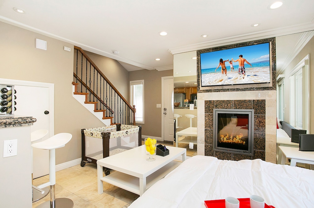 Apartment (2 Bedrooms)