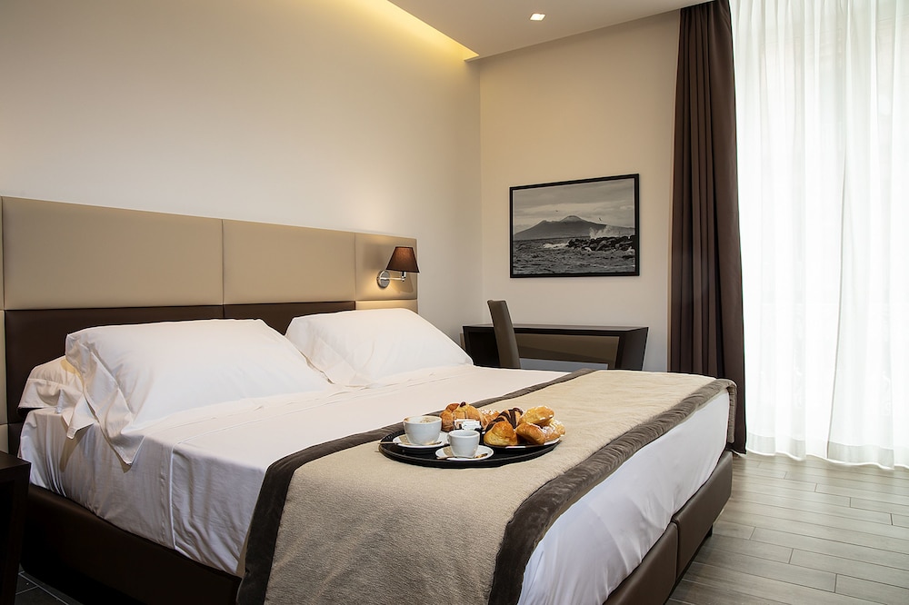 Classic Double Room, 1 Queen Bed - Photo 20