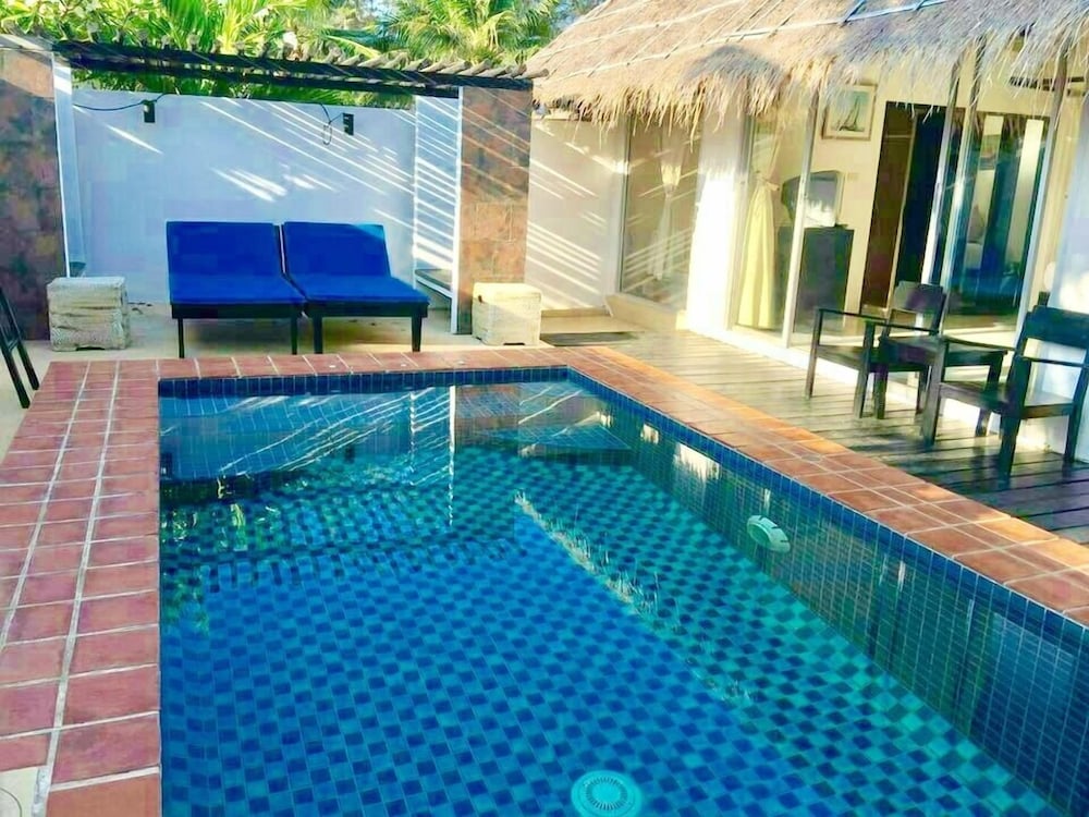 Deluxe Private Pool Villa - Photo 11