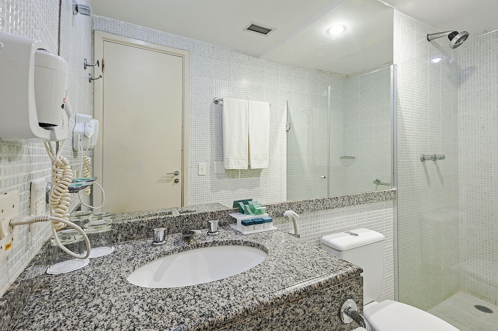 Deluxe Triple Room - Photo 5