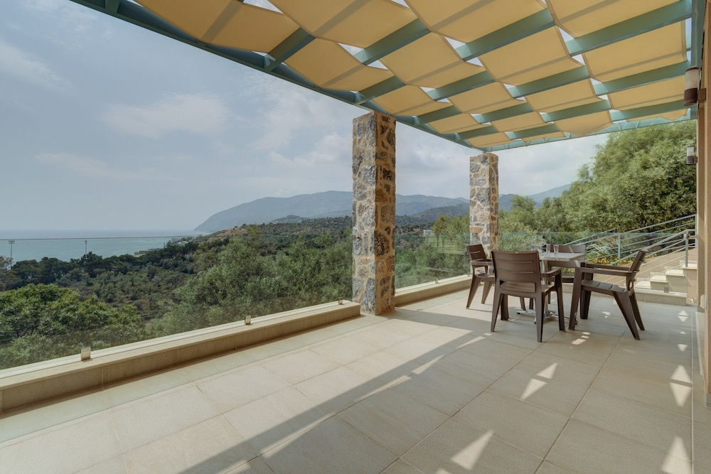 Ouzo Panoramic Houses 2, with private pool, Foto 25