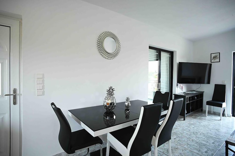 House photo 2