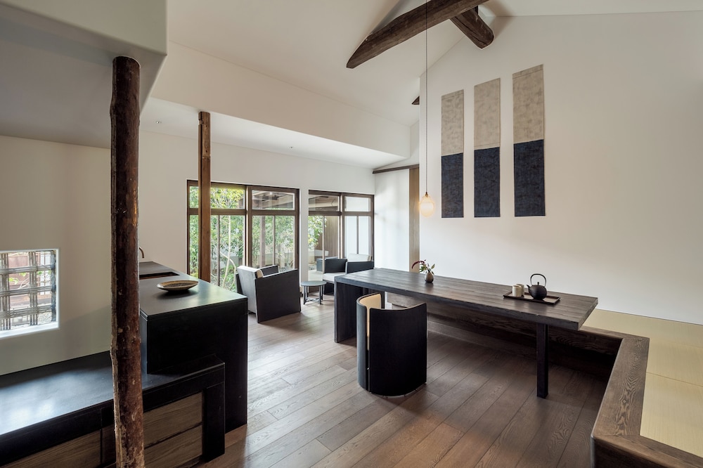 Signature Suite, Garden View