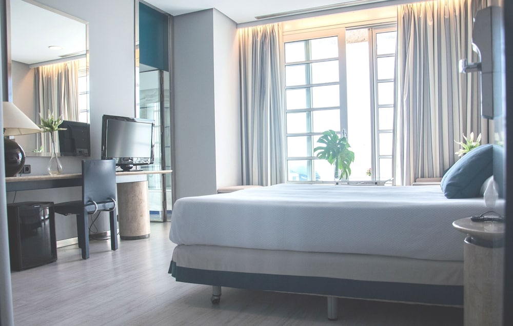 Premium Room - Photo 4