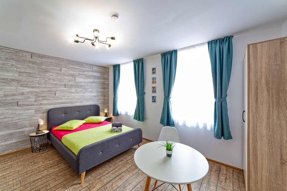 Deluxe Double or Twin Room photo 2