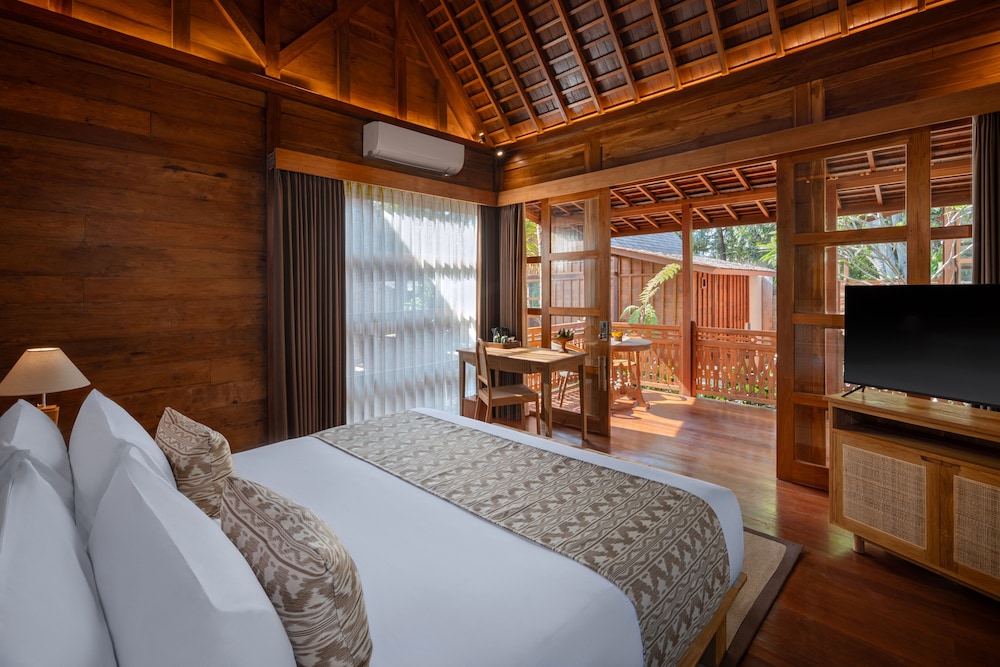Available room