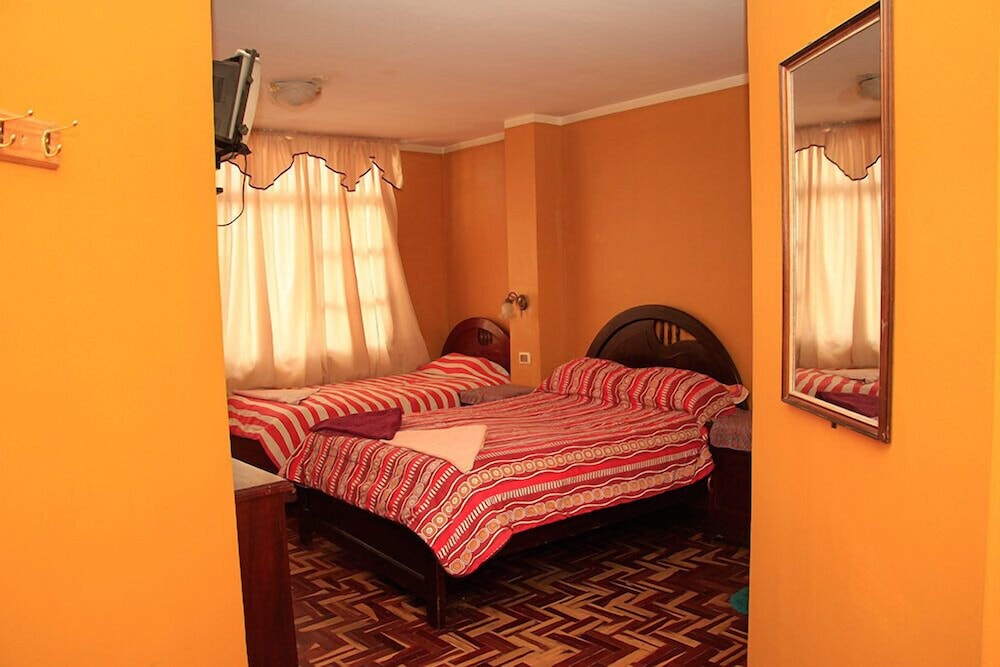 Twin Room, Shared Bathroom photo 1
