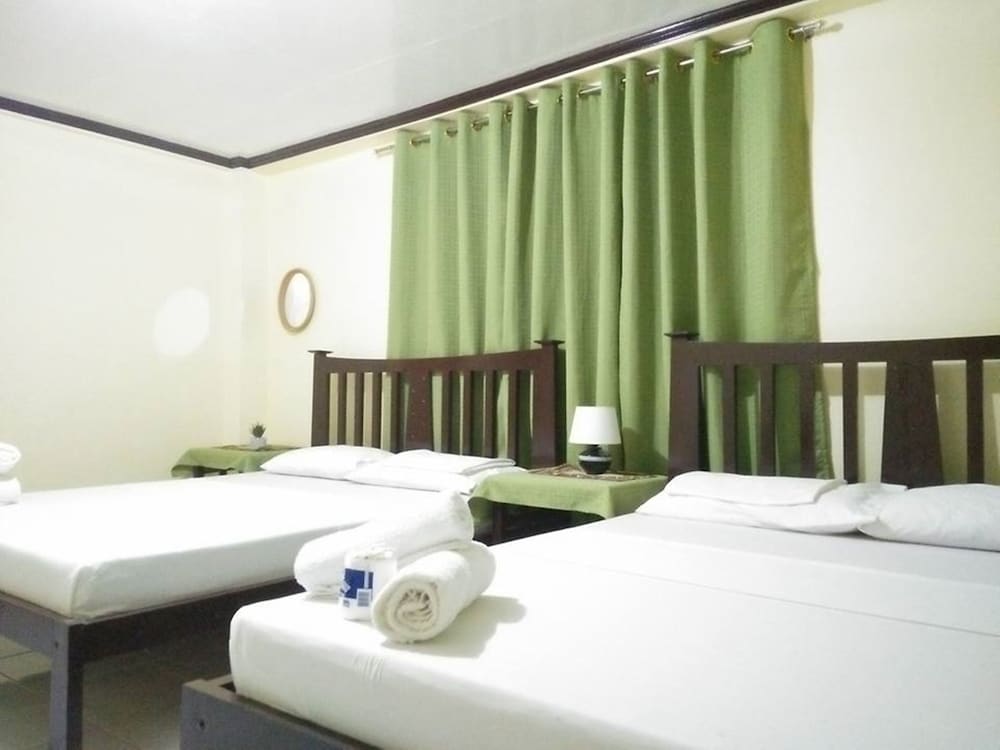 Quadruple Room photo 1