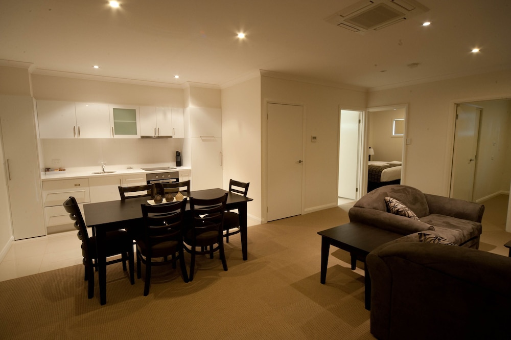Standard Suite, 2 Bedrooms, Non Smoking, Kitchen (Apartment) photo 2