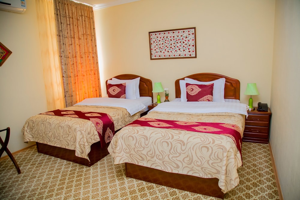 Deluxe Double or Twin Room - Photo 8