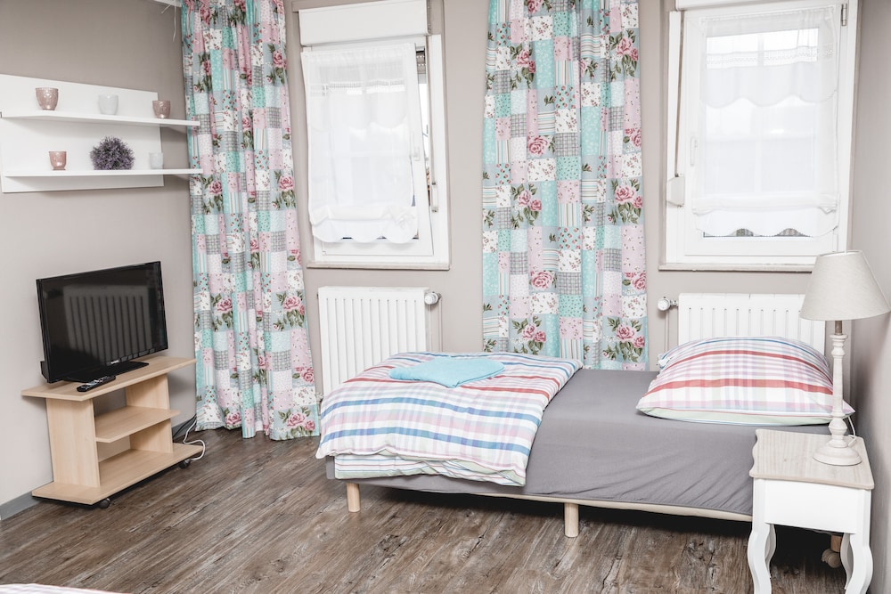 Classic Room, 2 Bedrooms photo 2