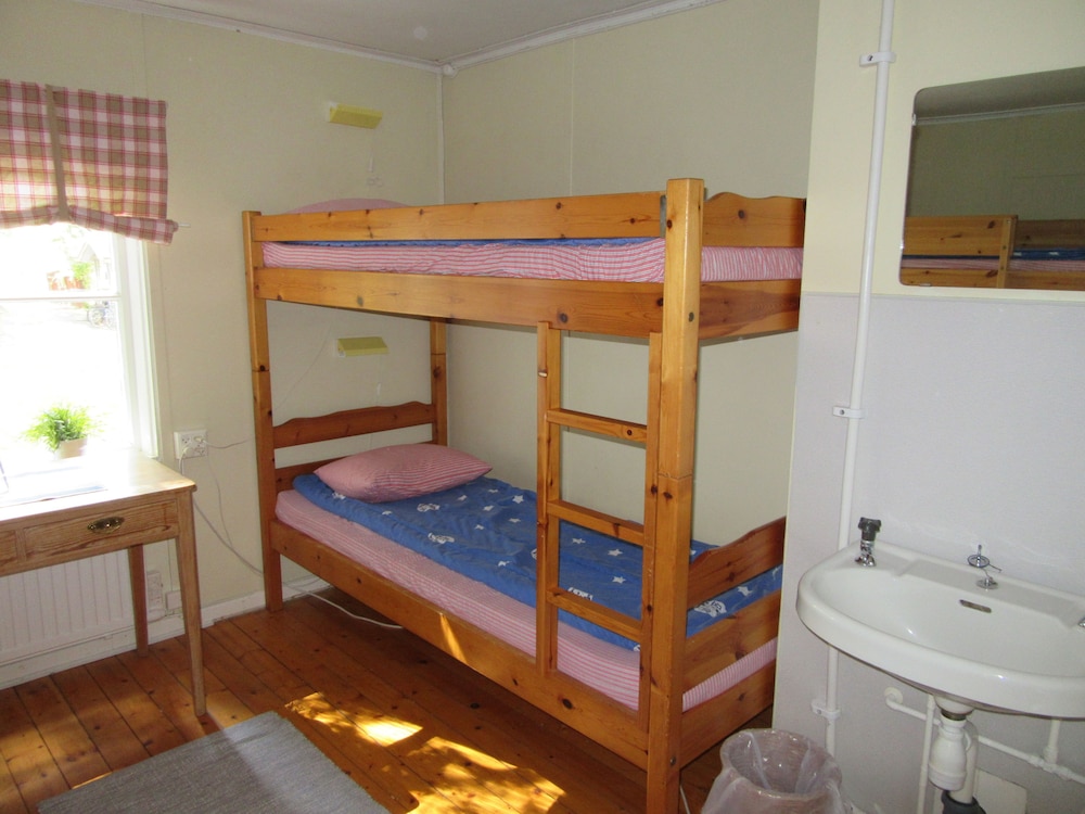 Quadruple Room, Shared Bathroom photo 1