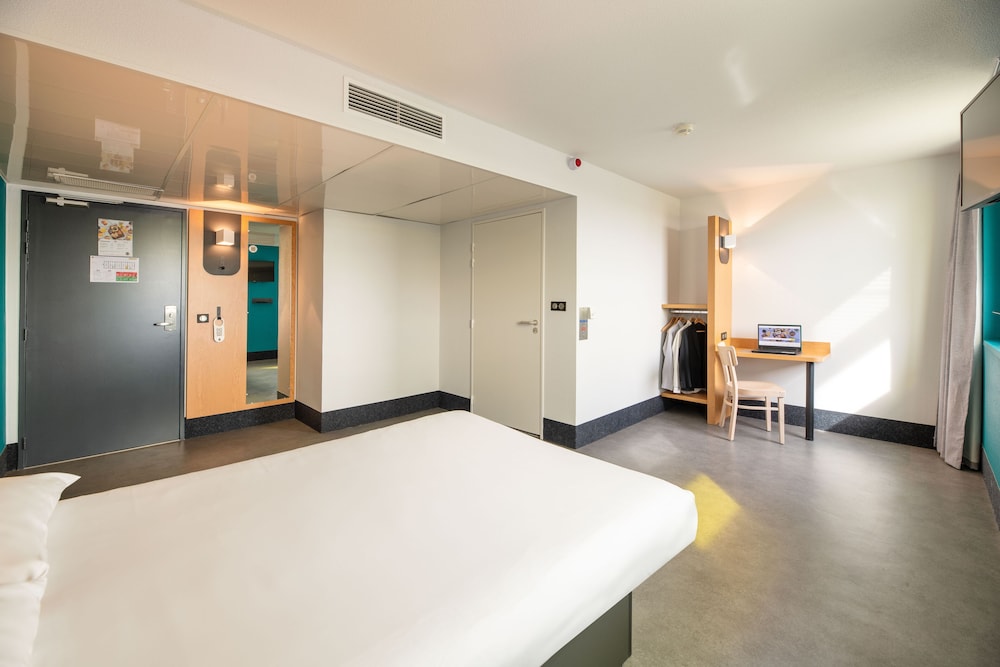 Double Room, Accessible, Non Smoking photo 1