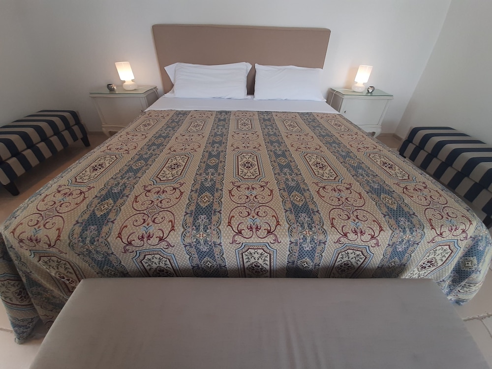 Superior Room, 1 King Bed - Photo 19