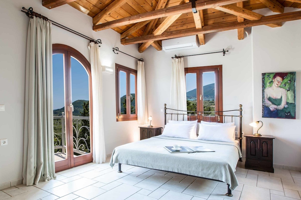 Villa (Multiple Bedrooms)