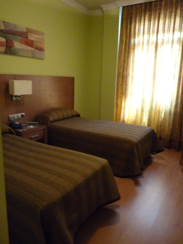 Quadruple Room photo 2
