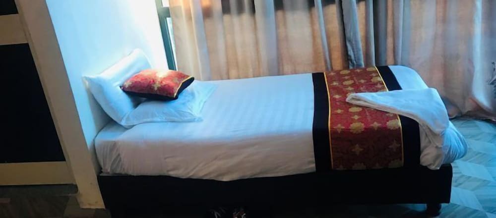 Basic Single Room