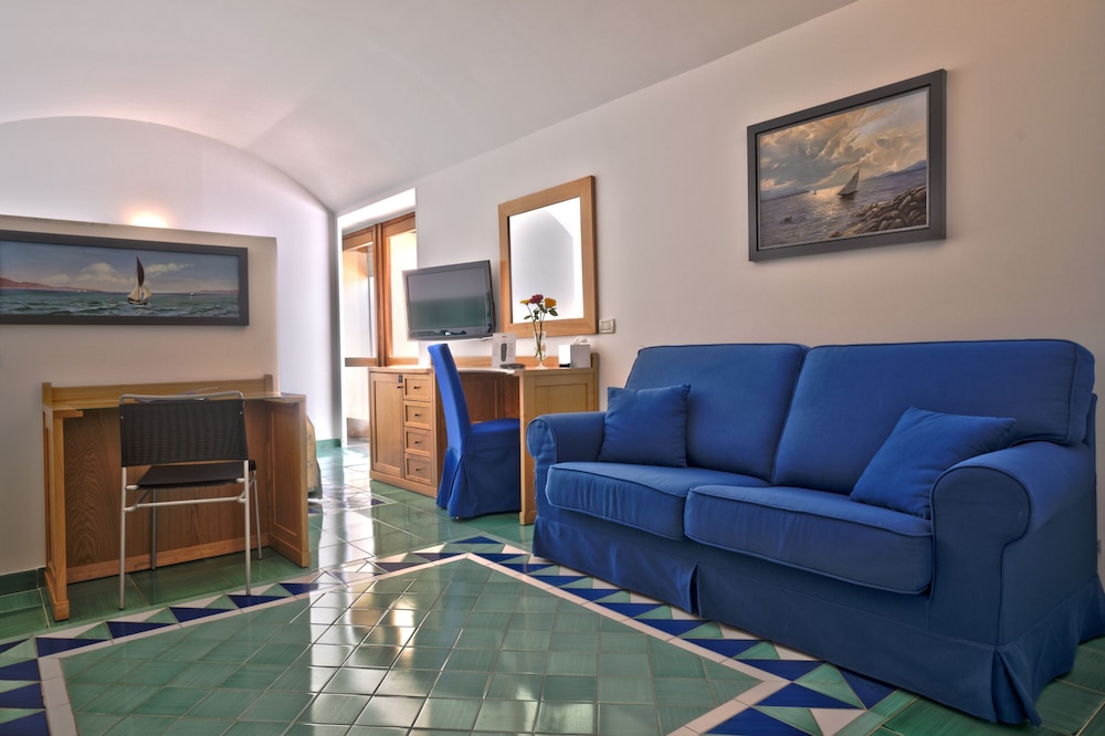 Junior Suite, Sea View photo 3