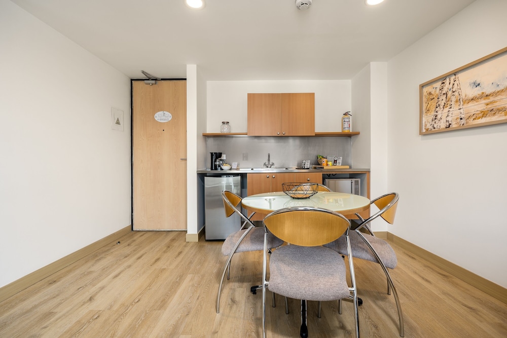 Standard Suite photo 2
