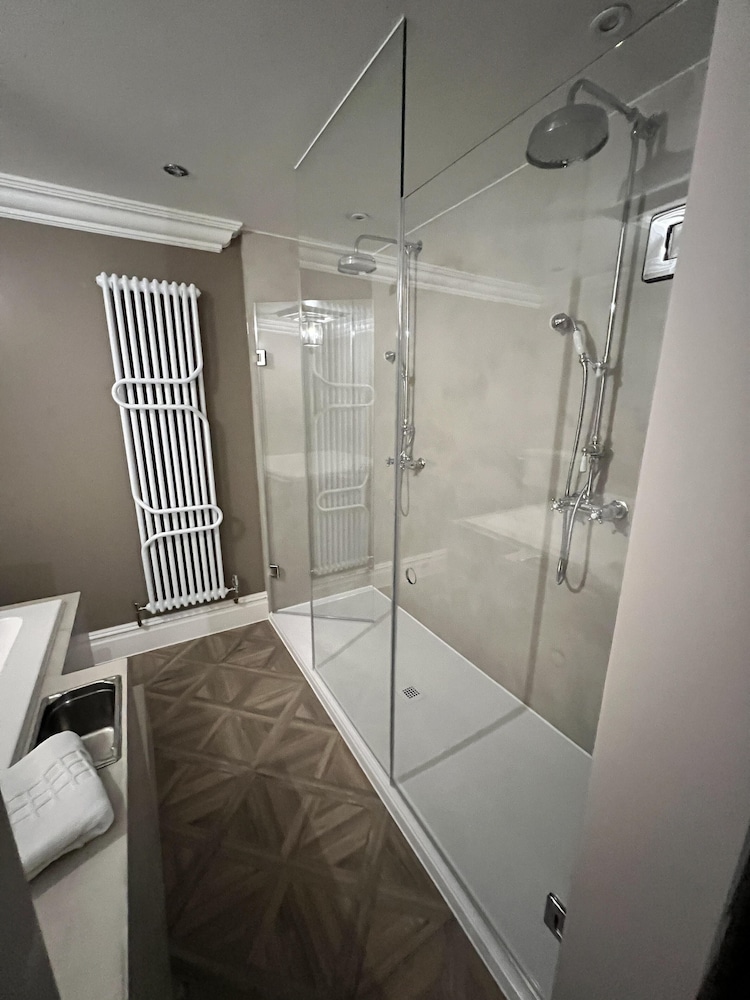Exclusive House, Private Bathroom, Garden View (The Kings Head ) photo 3