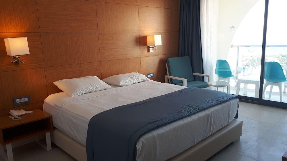 Standard Room, Garden View