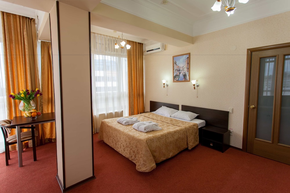 Business Room photo 3