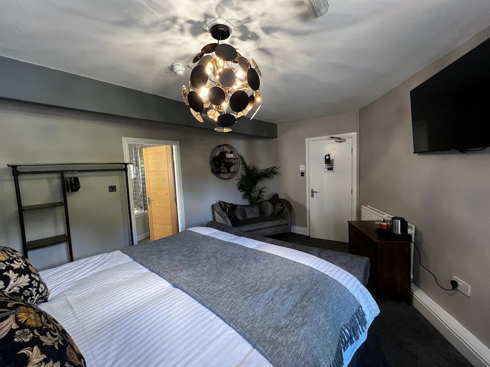 Luxury Suite, Ensuite (Queen) photo 2