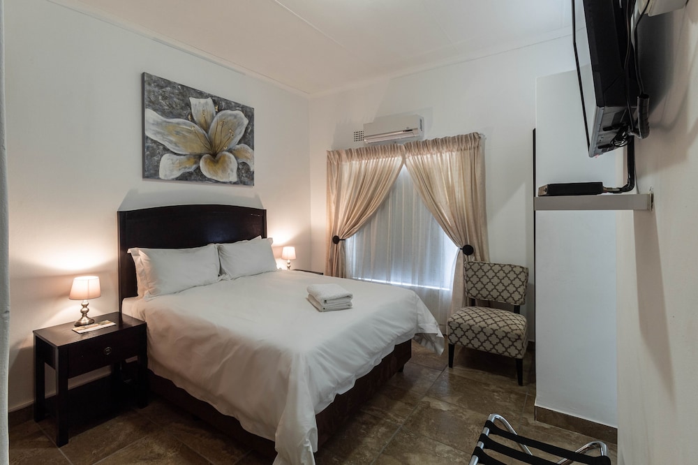 Grand Villa photo 2