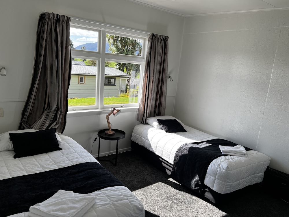 Family Twin Room photo 2