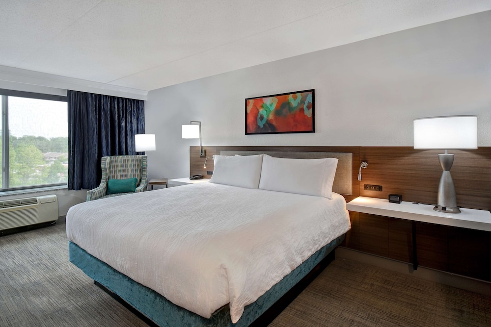 Room - Photo 4