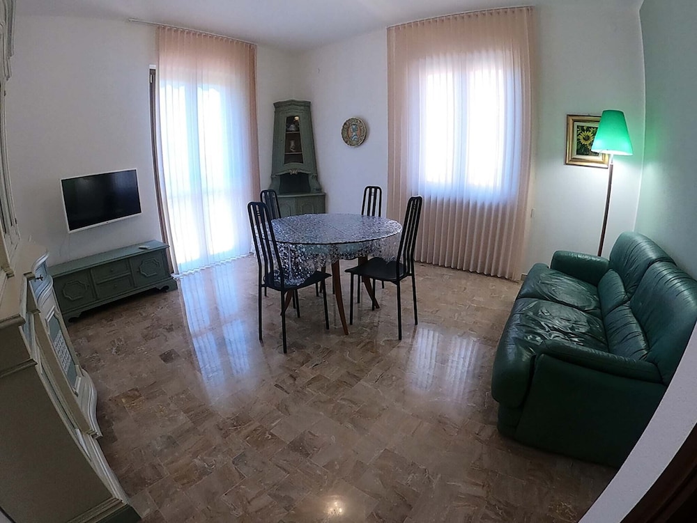 Condo, 3 Bedrooms, Balcony, Garden View photo 3