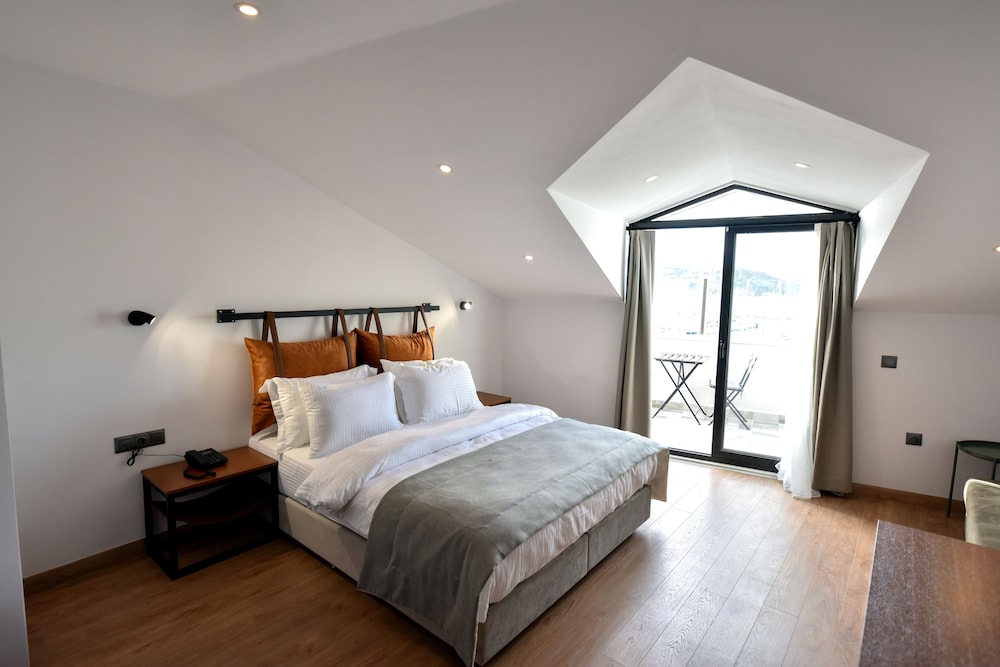 Deluxe Suite, Sea View