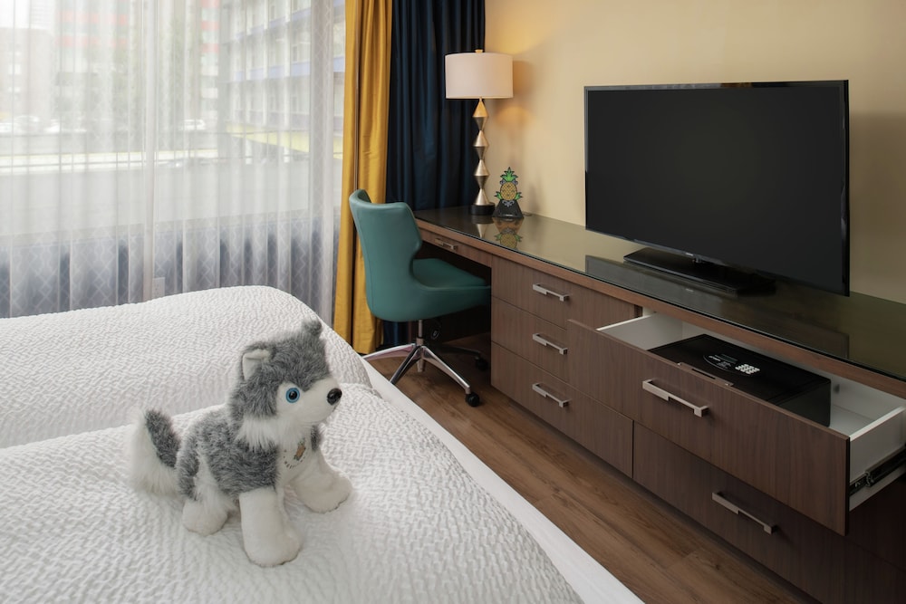 Available room
