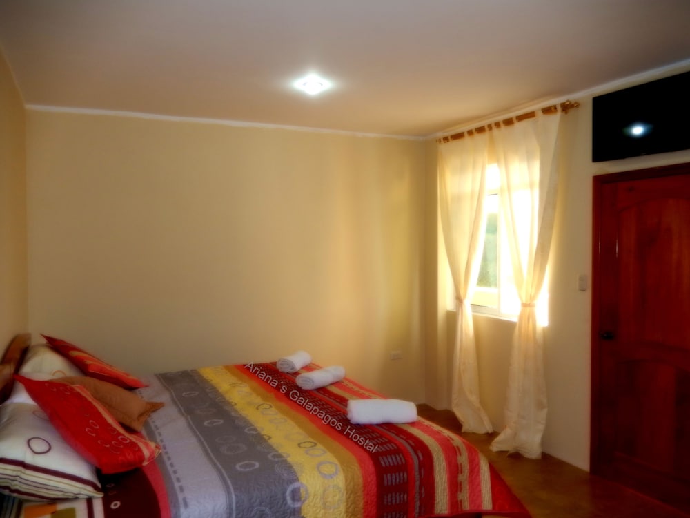 Comfort Triple Room, 1 Bedroom, Mountain View photo 2
