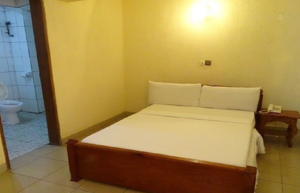 Standard Double Room photo 2