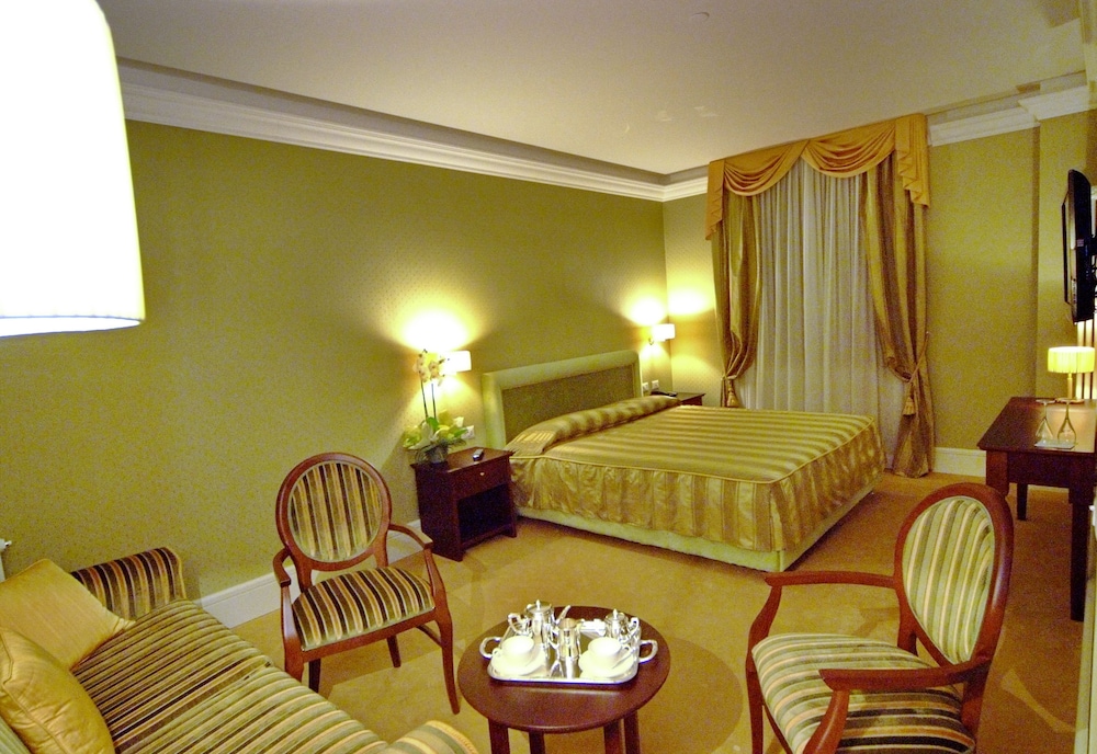 Design Triple Room