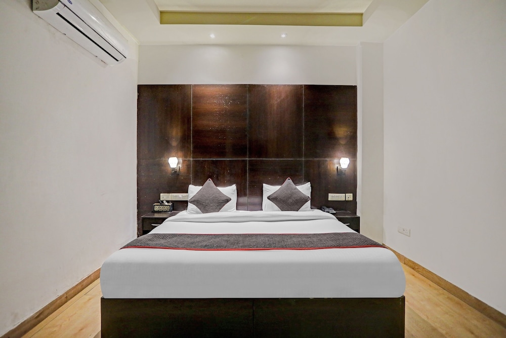 Deluxe Double or Twin Room, Balcony, City View - Photo 25