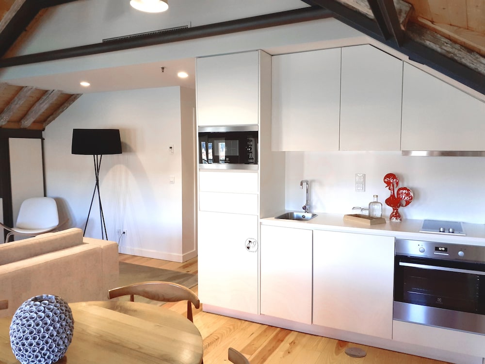 Apartment, 2 Bedrooms, Balcony, River View