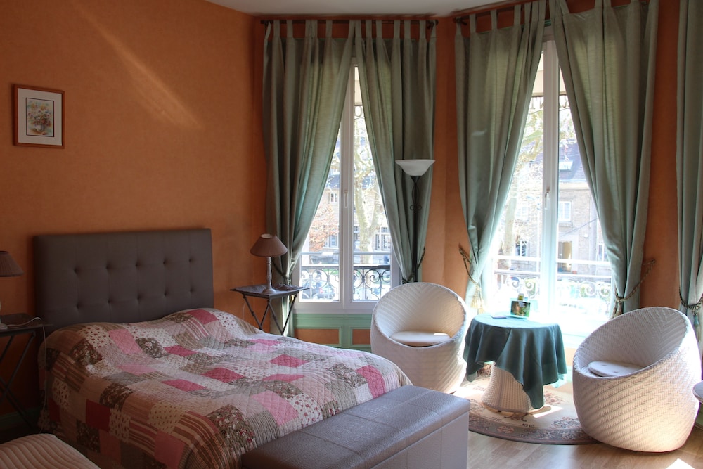 Superior Room, Multiple Beds, City View