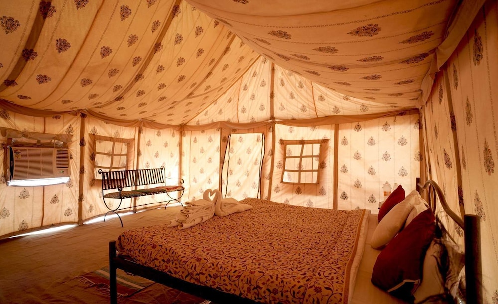 Deluxe Tent