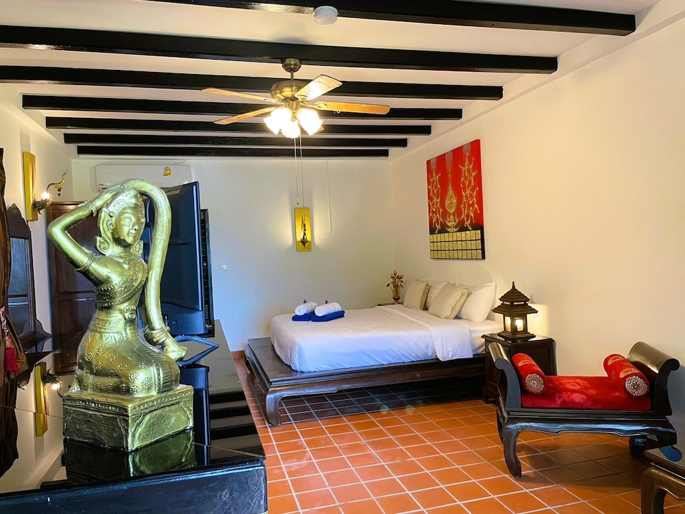 Deluxe Studio Suite - Photo 4