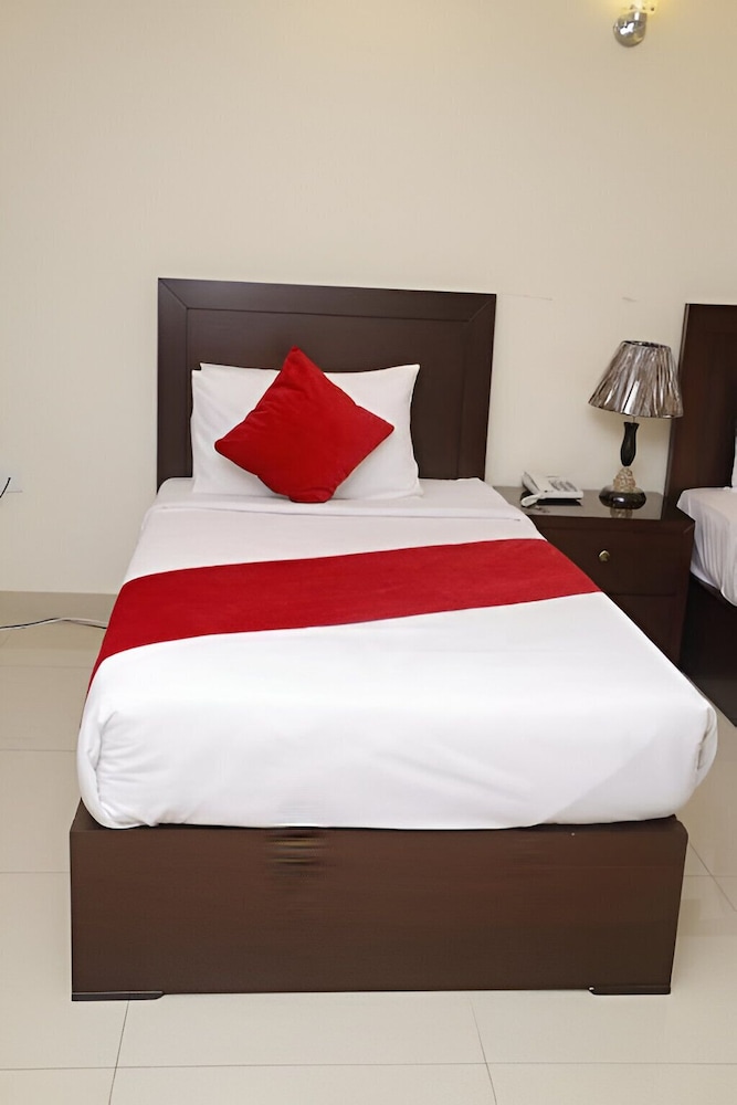 Deluxe Single Room