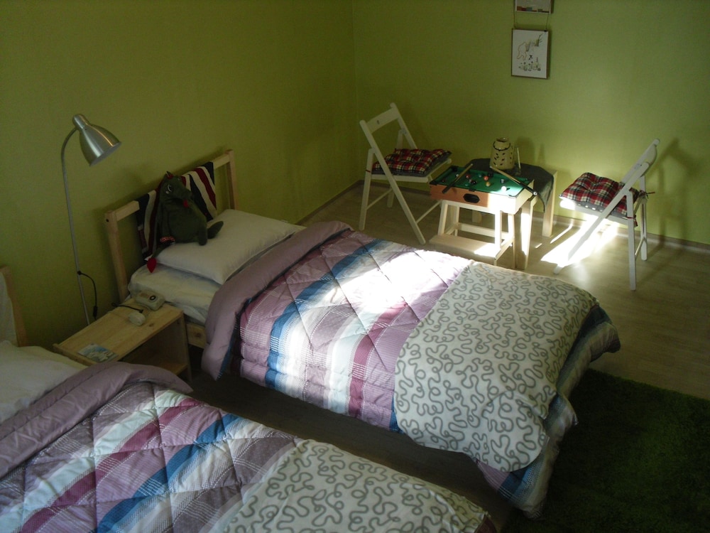 Twin Room (Koreans Not Allowed) photo 3