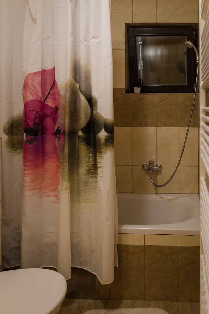 Triple Room - Photo 14